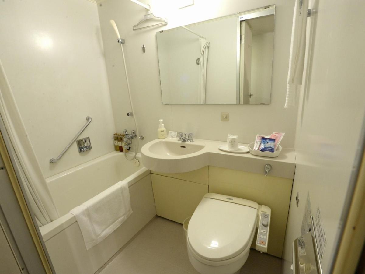 Sunwest Hotel Sasebo - Vacation Stay 22075V Экстерьер фото